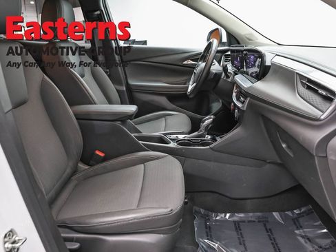 Used 2024 Buick Encore GX Preferred FWD image 23