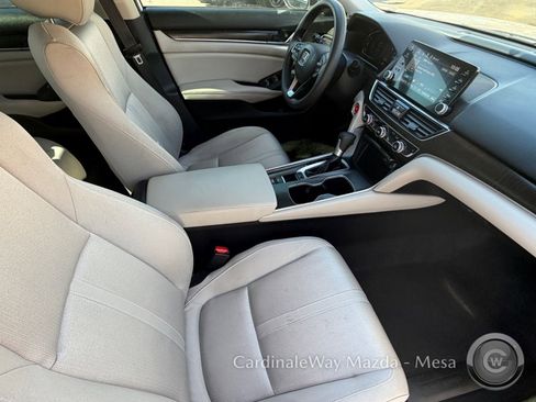 Used 2019 Honda Accord EX image 12