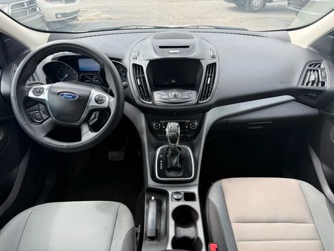 Used 2014 Ford Escape SE w/ Equipment Group 201A FWD image 10