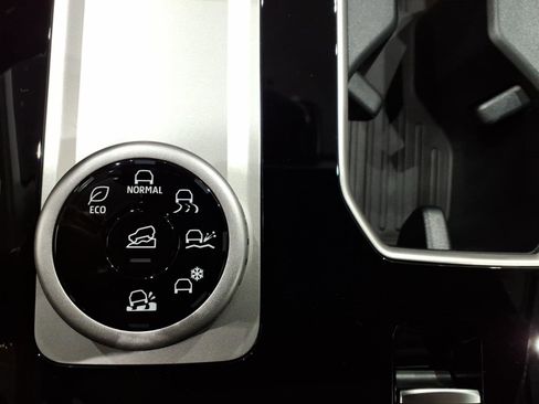 New 2026 Mitsubishi Outlander Trail Edition image 24