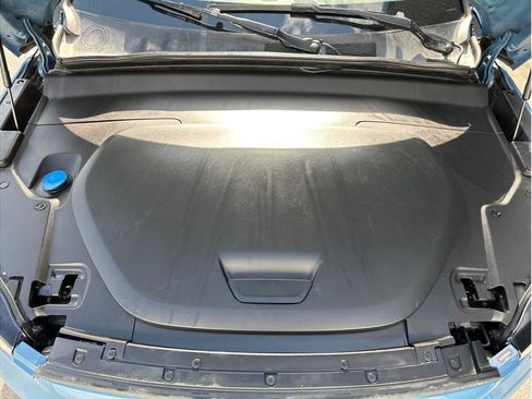 Used 2022 Volvo C40 P8 Recharge Ultimate image 27