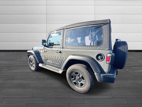Used 2020 Jeep Wrangler Sport image 7