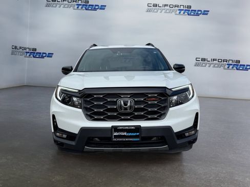 Used 2022 Honda Passport TrailSport image 2