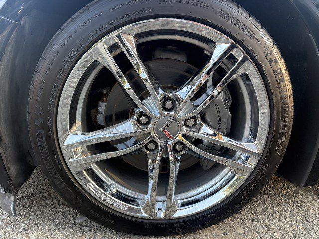 Used 2016 Chevrolet Corvette Stingray Coupe w/ 3LT Preferred Equipment Group RWD image 16
