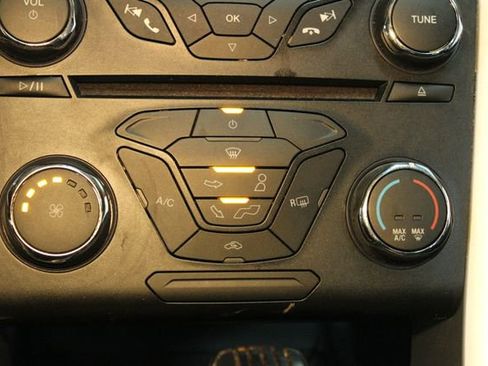 Used 2014 Ford Fusion S image 22