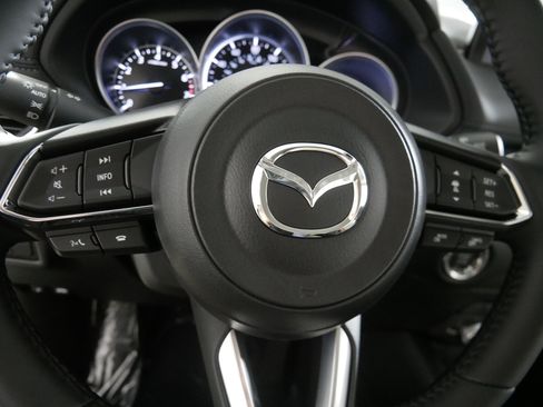 New 2025 MAZDA CX-5 AWD 2.5 S w/ Preferred Package image 8