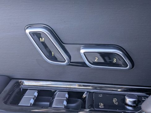 New 2026 Land Rover Range Rover Sport Dynamic SE image 22