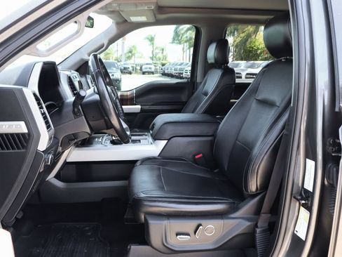 Used 2017 Ford F150 Lariat AWD/4WD image 18