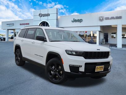 New 2025 Jeep Grand Cherokee L Limited w/ Black Appearance Package