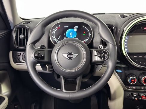 Used 2024 MINI Cooper Countryman S w/ Signature Upholstery Package FWD image 10