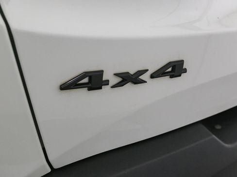 Used 2018 Jeep Renegade Altitude image 12