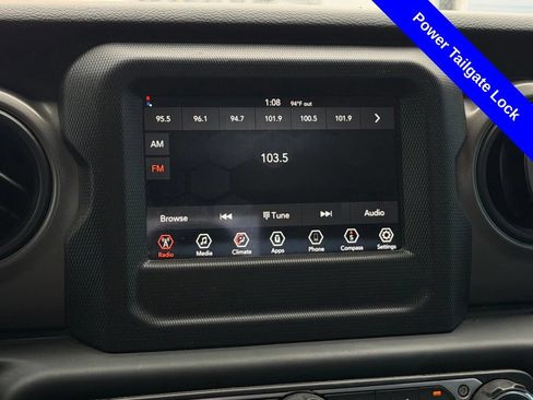 Used 2023 Jeep Gladiator Sport AWD/4WD image 15