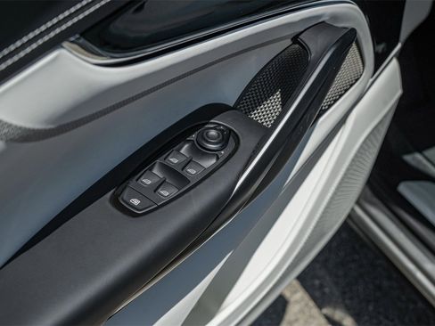 New 2025 Aston Martin DBX 707 image 33