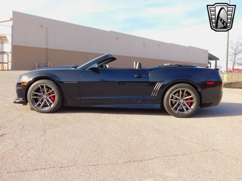 Used 2011 Chevrolet Camaro SS image 3