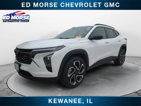 Used 2024 Chevrolet Trax RS w/ Driver Confidence Package FWD image 1