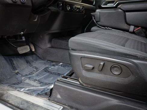 Used 2022 Chevrolet Silverado 1500 LT w/ Protection Package image 14