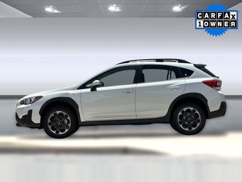 Used 2022 Subaru Crosstrek 2.0i Premium AWD/4WD image 2