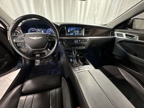 Used 2015 Hyundai Genesis 3.8 w/ Option Group 03 image 15