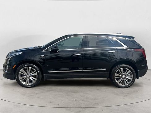 Used 2022 Cadillac XT5 Premium Luxury w/ Technology Package AWD/4WD image 8