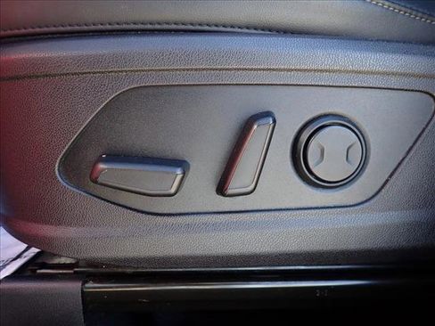 Used 2022 Kia Sorento SX AWD/4WD image 13