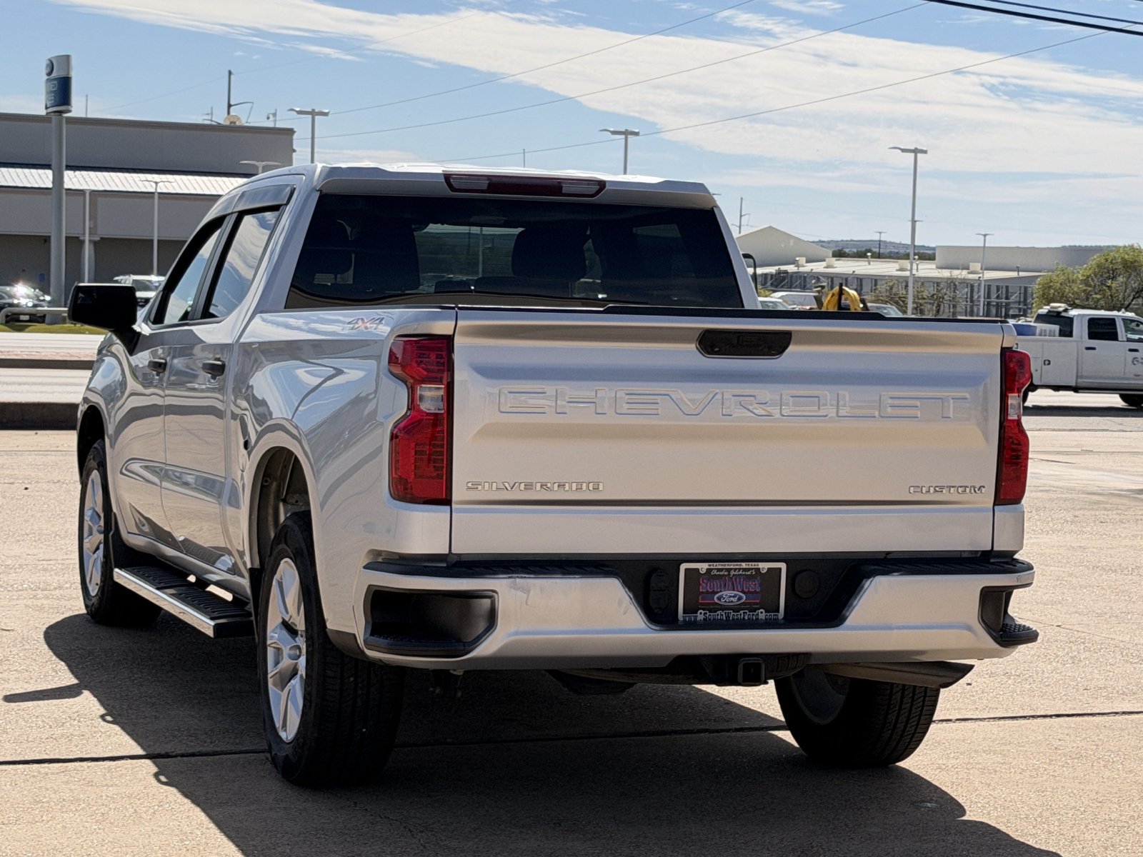 Used 2022 Chevrolet Silverado 1500 Custom AWD/4WD image 6