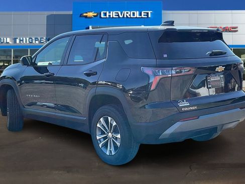 New 2026 Chevrolet Equinox LT w/ Convenience Package II image 3