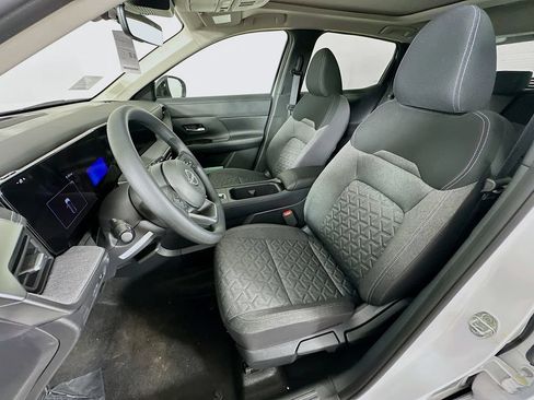 New 2026 Nissan Kicks SV w/ SV Premium Package FWD image 28