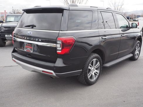 Used 2024 Ford Expedition Limited image 5