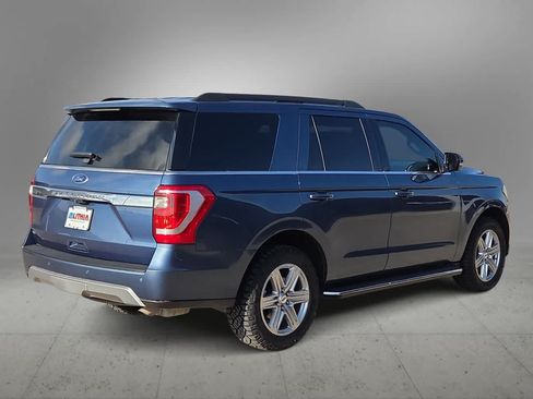 Used 2019 Ford Expedition XLT w/ Equipment Group 202A RWD image 8