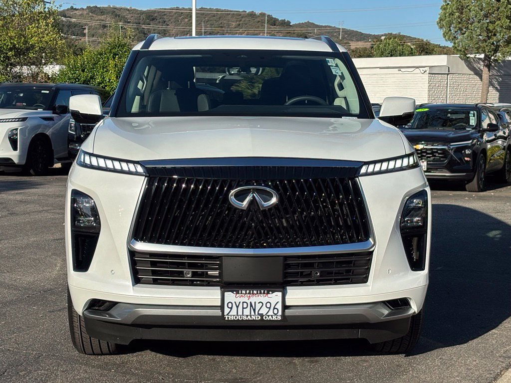 Certified 2026 INFINITI QX80 Pure w/ Cargo Package AWD/4WD image 9