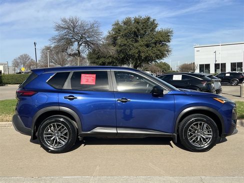 Certified 2023 Nissan Rogue S image 3