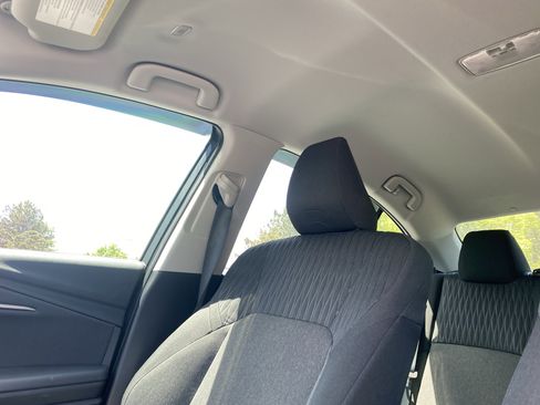 Used 2025 Toyota Camry LE w/ Convenience Package image 19