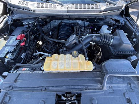 Used 2017 Ford F150 XL w/ Equipment Group 101A Mid AWD/4WD image 10