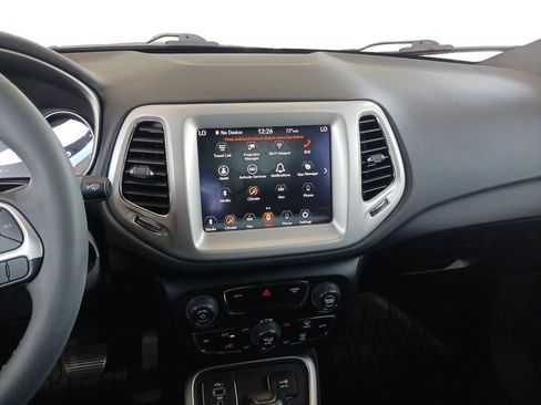Used 2021 Jeep Compass Latitude w/ Sun and Sound Group FWD image 12
