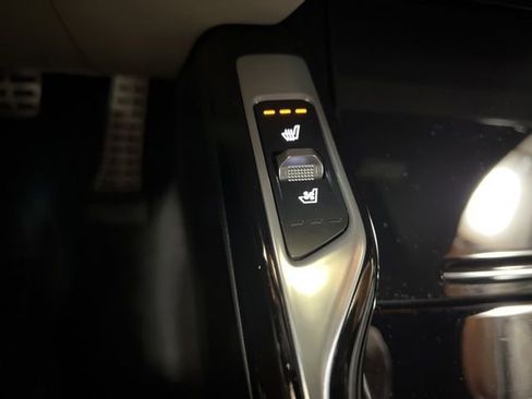 Used 2025 Kia Sorento SX Prestige image 30