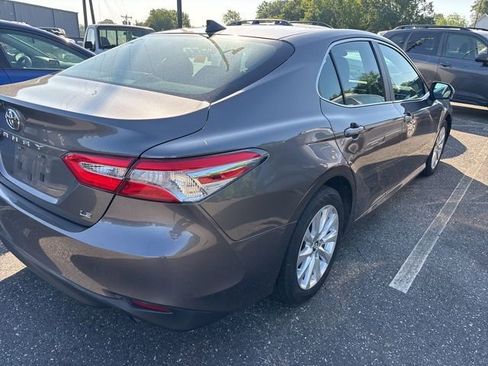 Used 2018 Toyota Camry LE w/ Audio Package FWD image 5