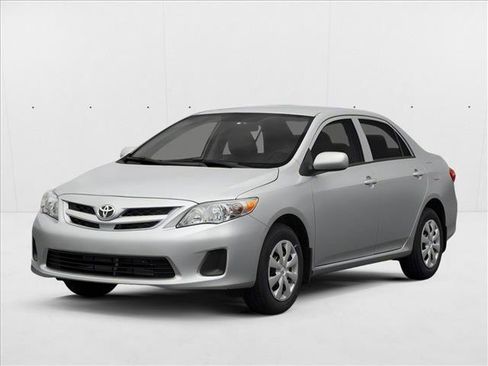 Used 2013 Toyota Corolla LE FWD image 1