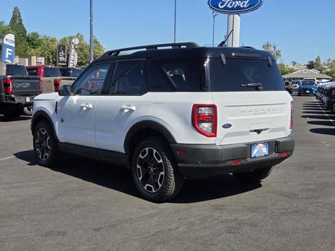 Used 2022 Ford Bronco Sport Outer Banks AWD/4WD image 7