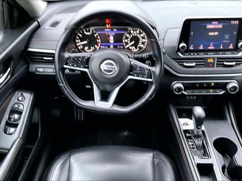 Used 2020 Nissan Altima 2.5 SR image 10