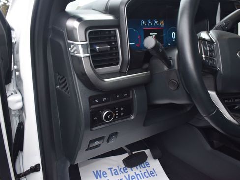 Used 2024 Ford F350 Platinum w/ FX4 Off-Road Package image 33