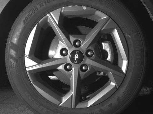 Used 2025 Kia K4 LXS image 13