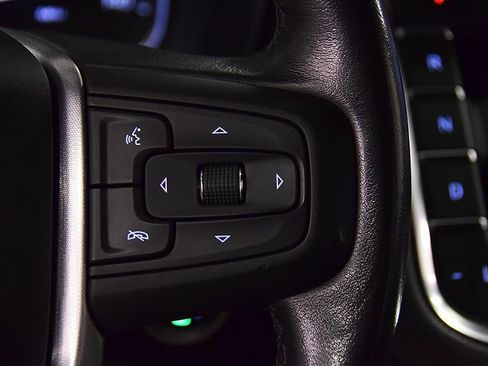 Used 2021 GMC Yukon SLT w/ SLT Premium Package image 20