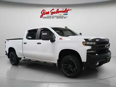 Used 2021 Chevrolet Silverado 1500 LT Trail Boss w/ Convenience Package II AWD/4WD image 1