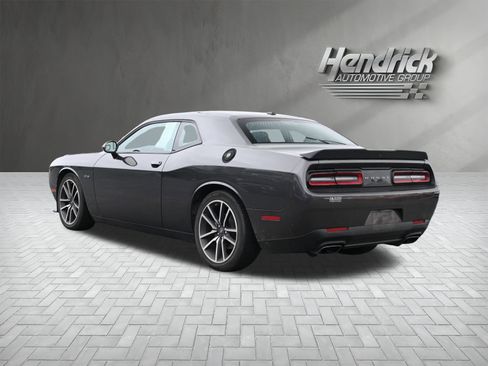 Used 2023 Dodge Challenger R/T image 8
