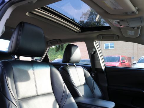 Used 2016 Toyota Avalon XLE Premium image 44