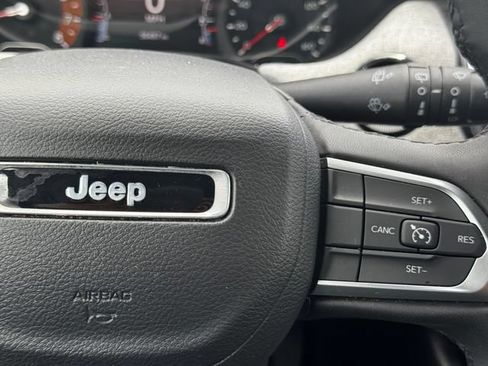 Certified 2024 Jeep Compass Latitude AWD/4WD image 24