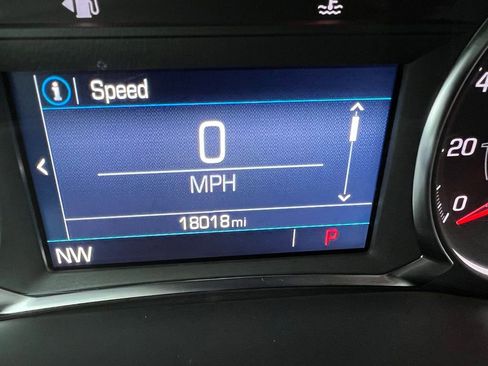 Used 2023 GMC Acadia SLE w/ Driver Convenience Package image 31