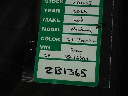 Used 2025 Ford Mustang GT Premium RWD image 36