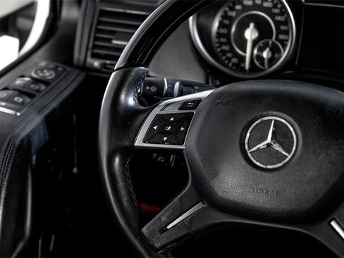Used 2014 Mercedes-Benz G 63 AMG 4MATIC image 13