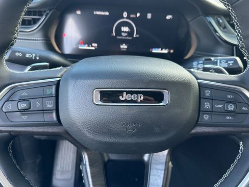 New 2026 Jeep Grand Cherokee Laredo image 28